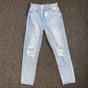 Light Wash Distress Mom Jean